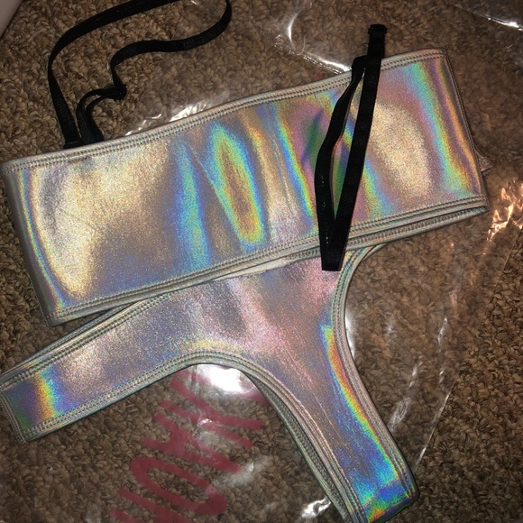 HOAKA Swimwear Holographic Bikini - Picture 1 of 3
